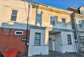 featured image of 607 Ridge Ave #1