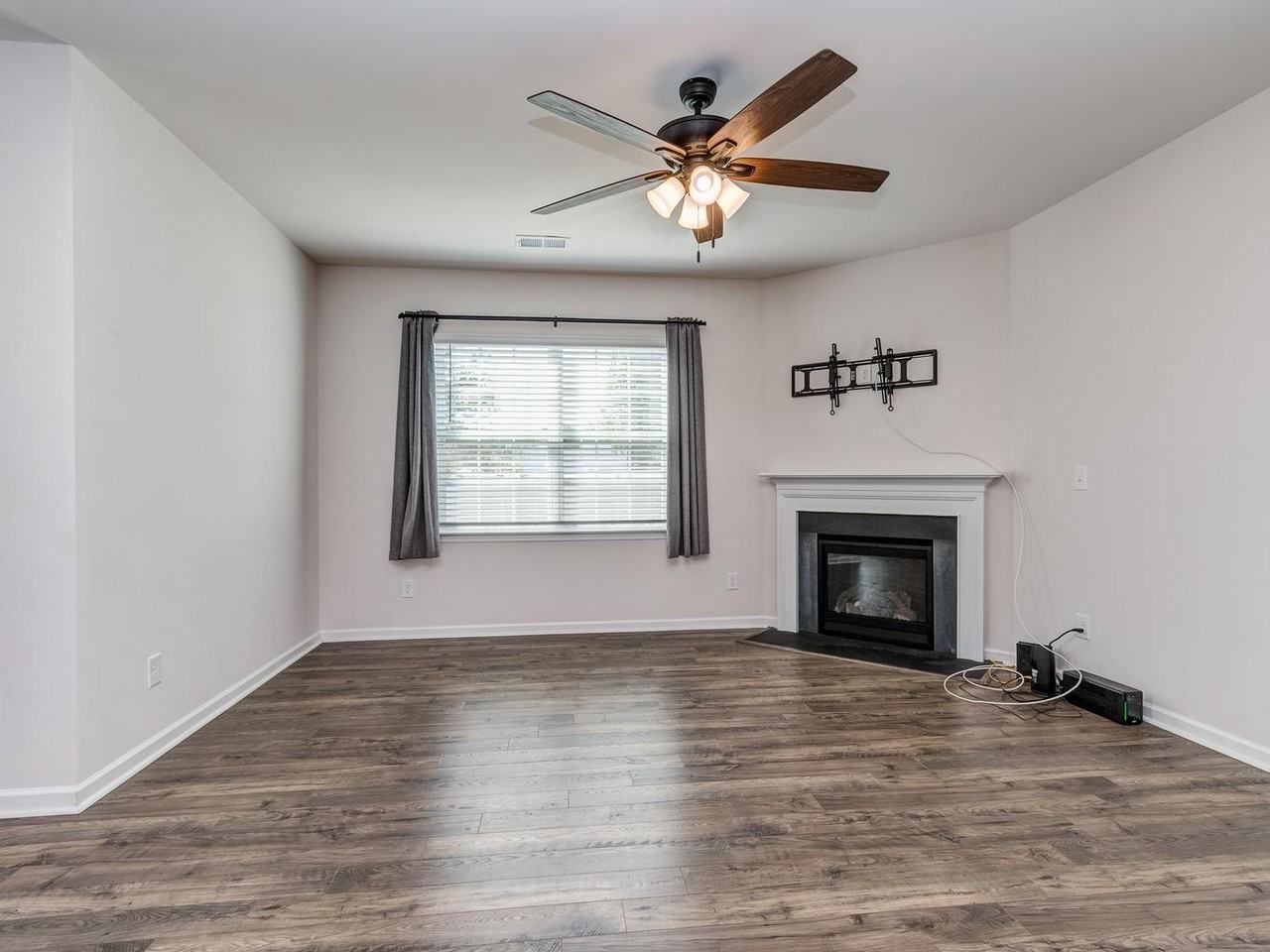 9073 Remnick Dr #1 - Photo 5 of 12