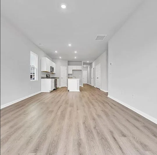 583 Harrison Mill St #1 - Photo 4 of 15