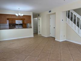 featured image of 807 Timbers Ct #1