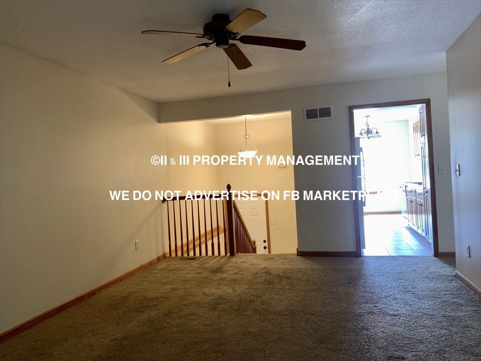 5110 Hardy Ct #1 - Photo 3 of 18