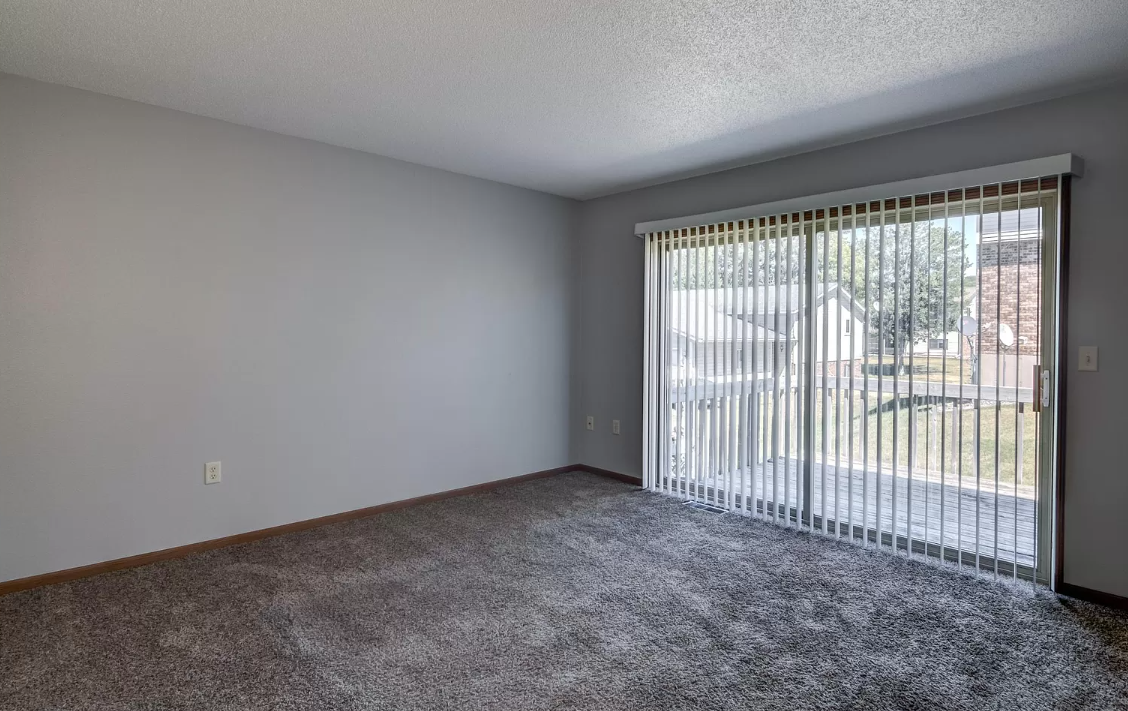 3205 Oak Knoll Dr #3205-2 - Photo 5 of 18