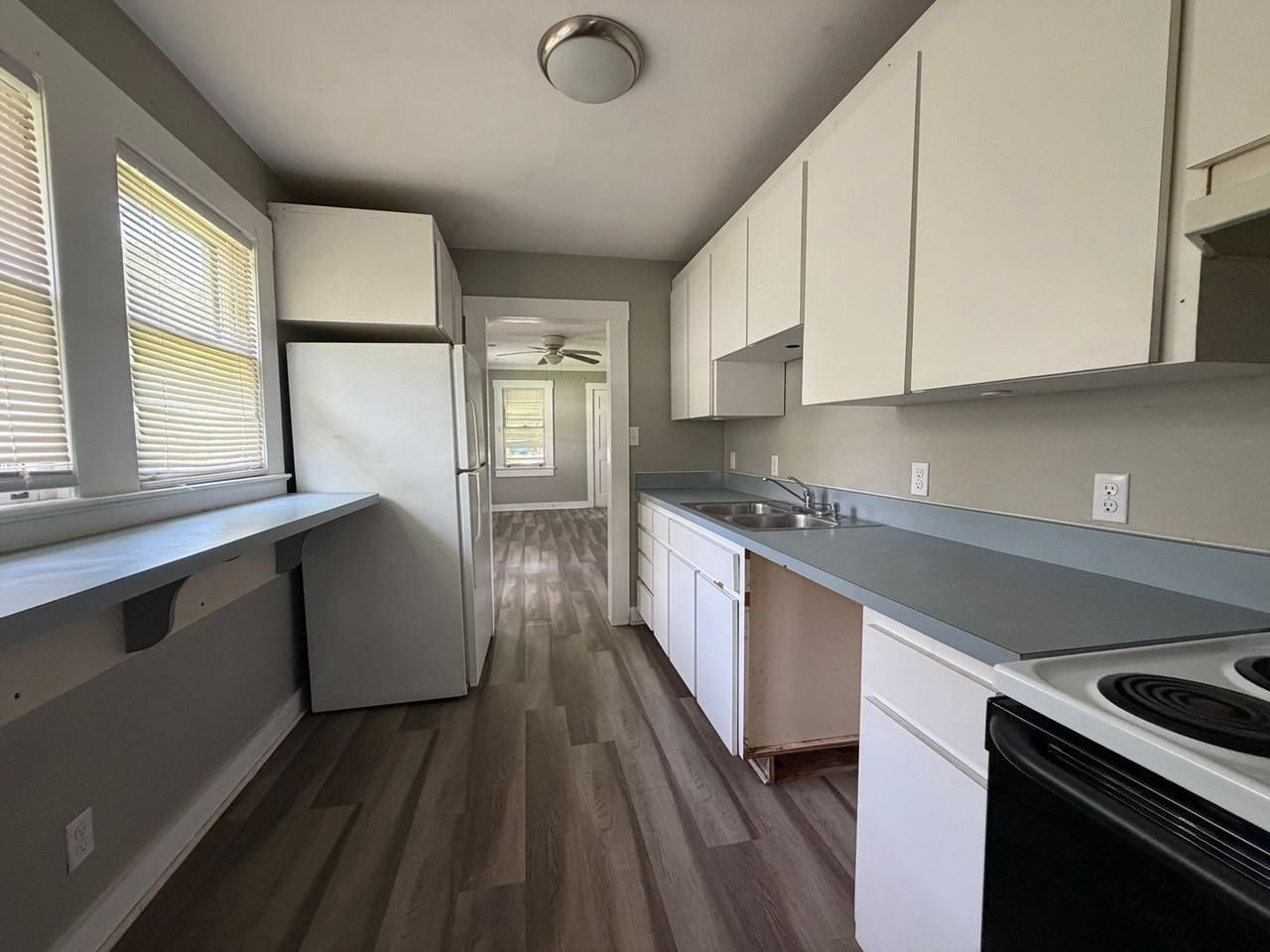 1907 Mcgee Rd - Photo 4 of 10