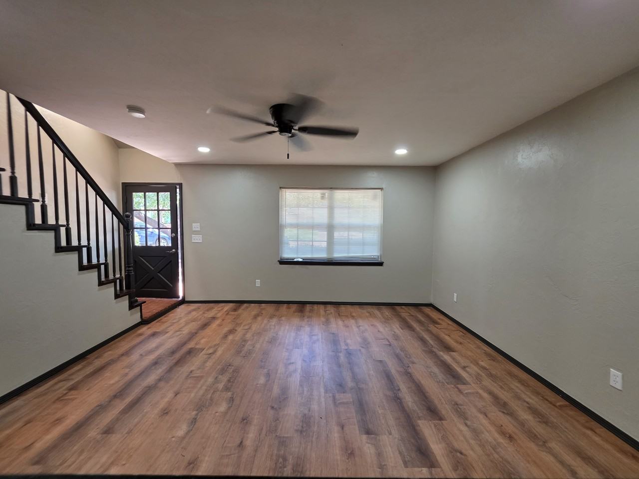 641 Redstone Ave #1 - Photo 4 of 50