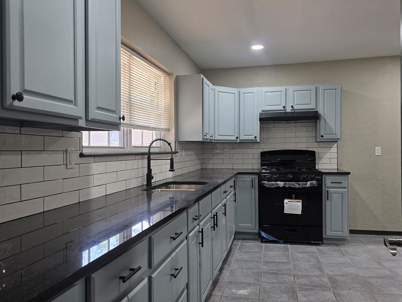 641 Redstone Ave #1 - Photo 7 of 50
