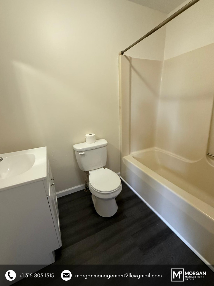 51 W Albany St Lowr - Photo 7 of 10