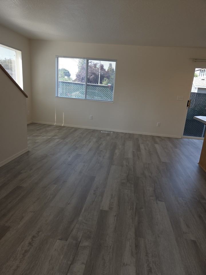 311 E Dodge St #1 - Photo 3 of 24