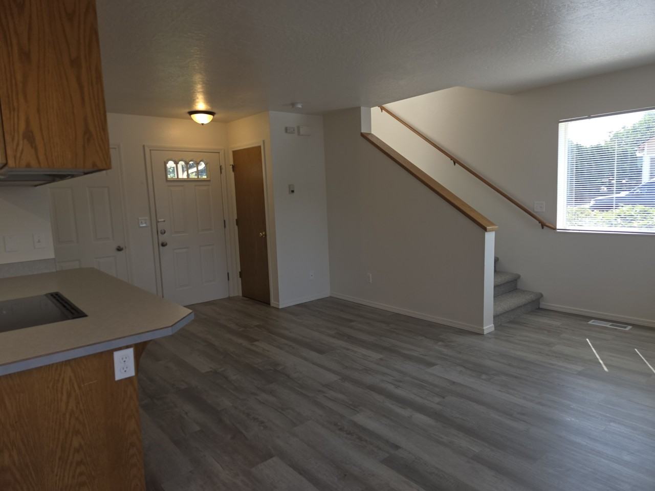311 E Dodge St #1 - Photo 4 of 24