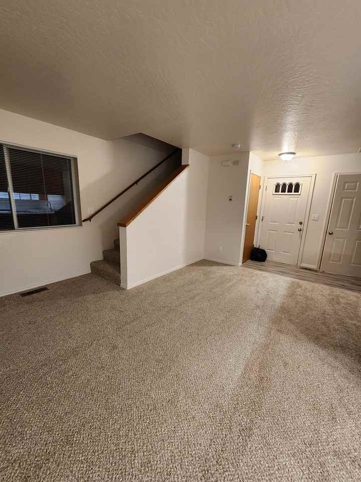 317 E Dodge St #1 - Photo 3 of 24