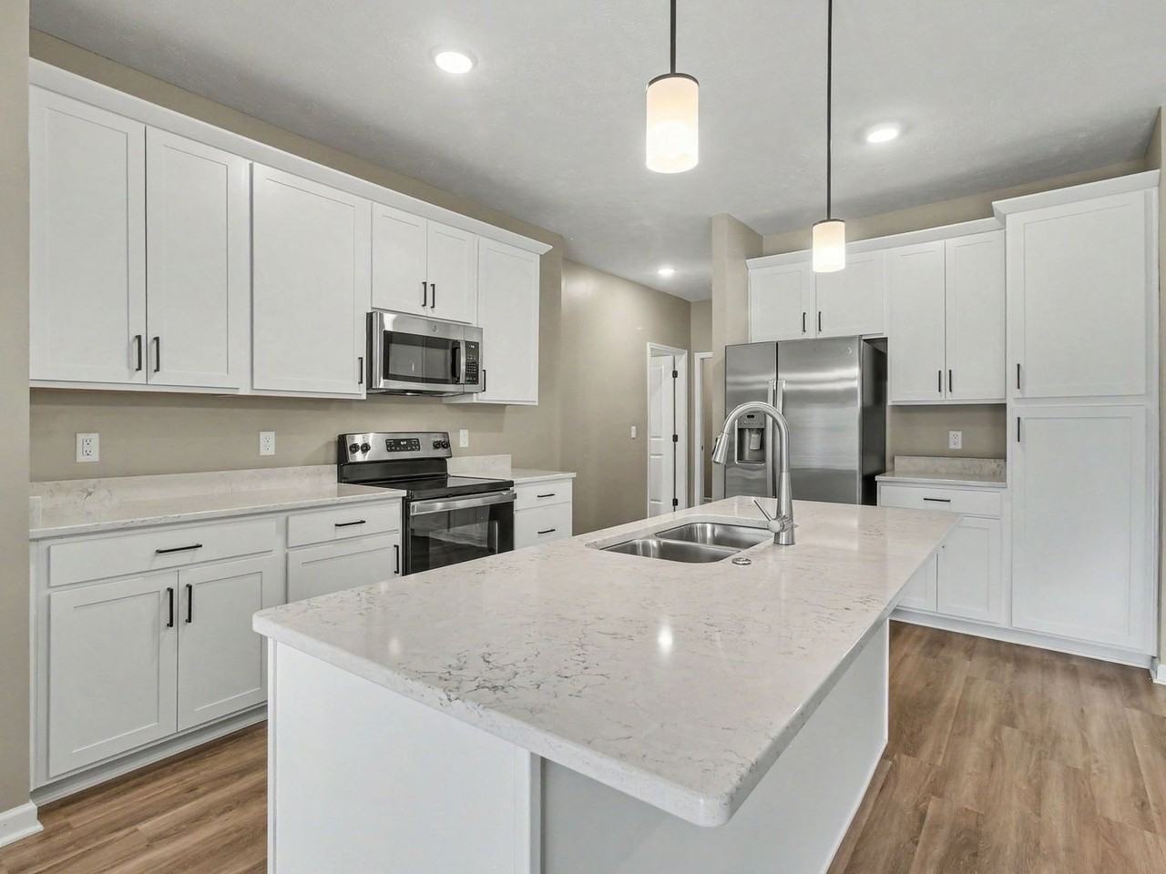 8116 S 178th St - Photo 5 of 15