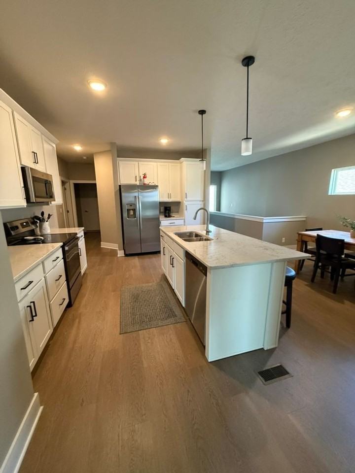8229 S 178th St - Photo 4 of 8