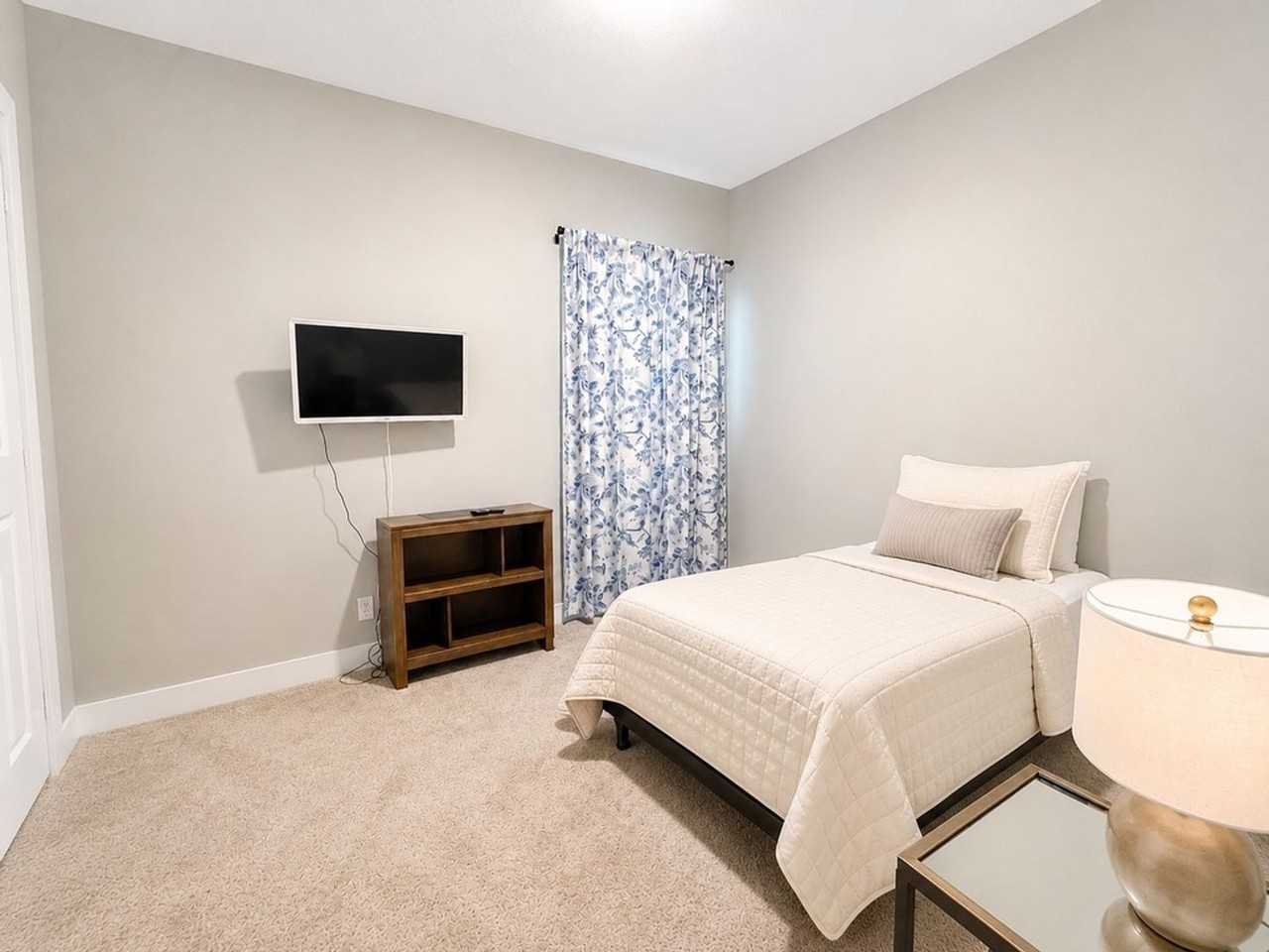 8233 S 178th St - Photo 5 of 10