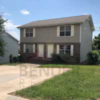 featured image of 1112/1114 Village Ct NE