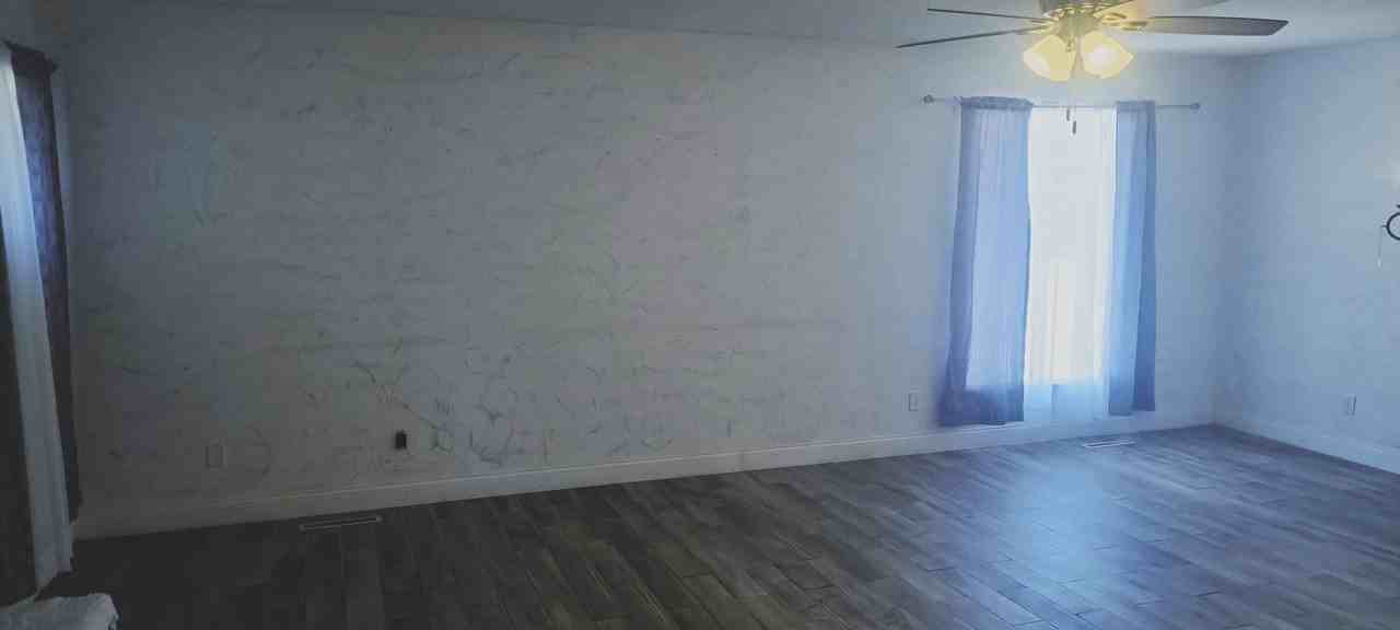 1713 Wilshire Blvd - Photo 4 of 27