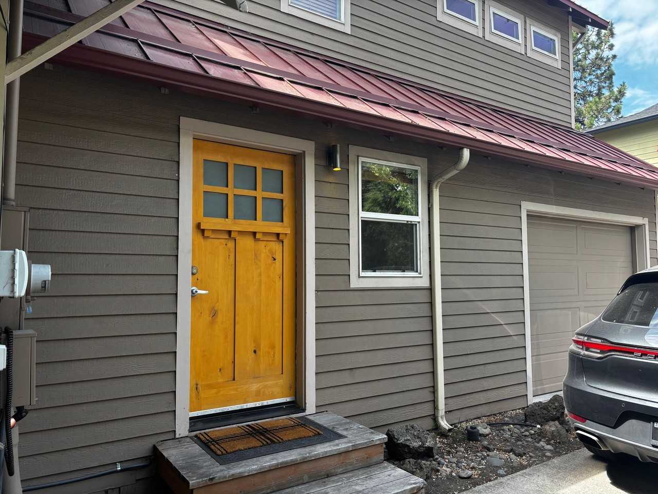 139 Nw Broadway St - Photo 5 of 27