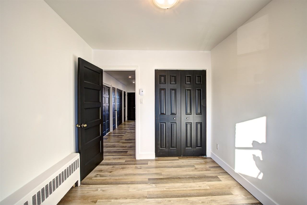 9461 Rue de Martigny #4 - Photo 2 of 15