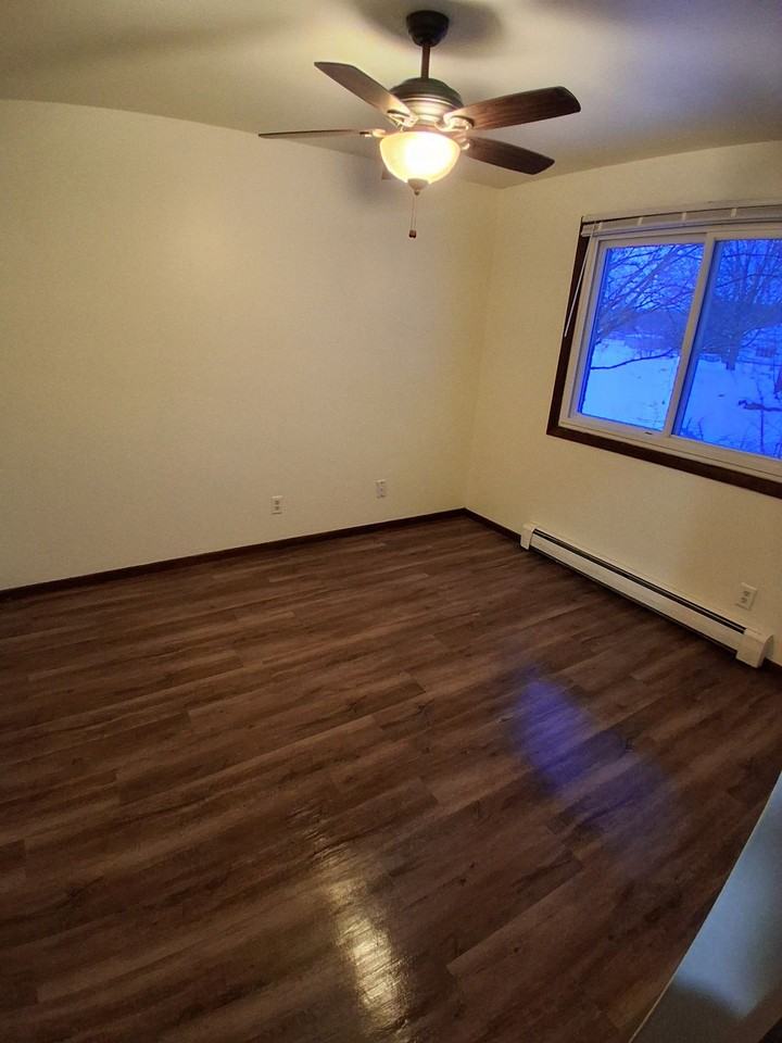 Clark Street Apartments - Photo 2 of 10