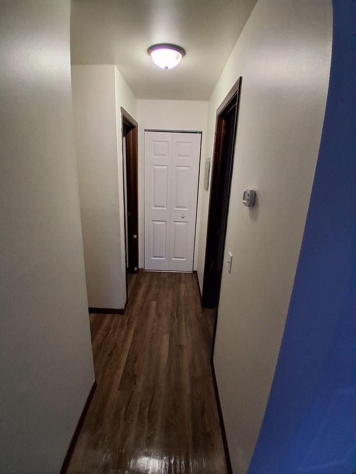 Clark Street Apartments - Photo 7 of 10