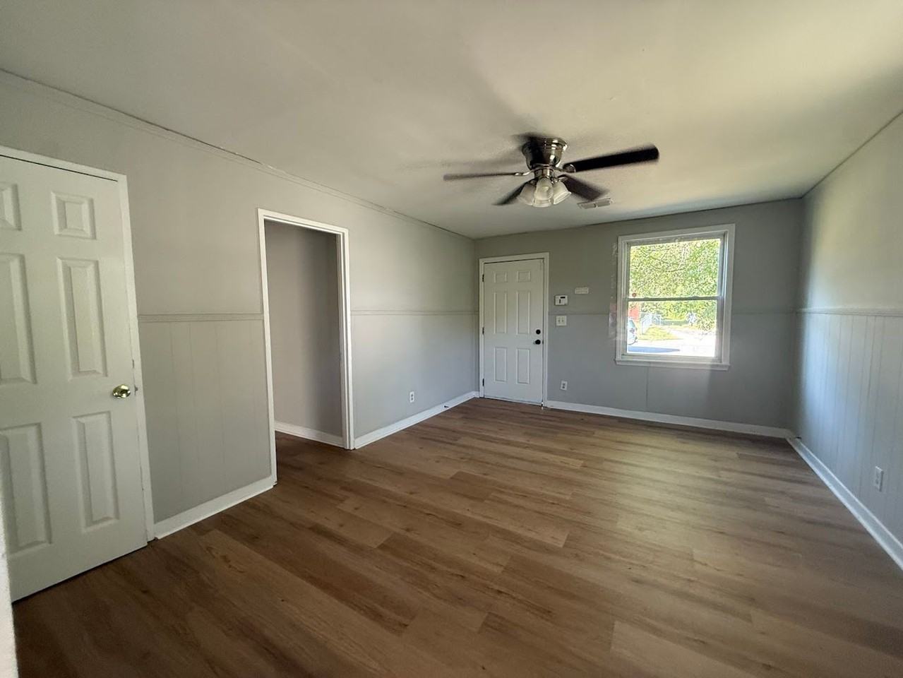2531 Miles St - Photo 5 of 22