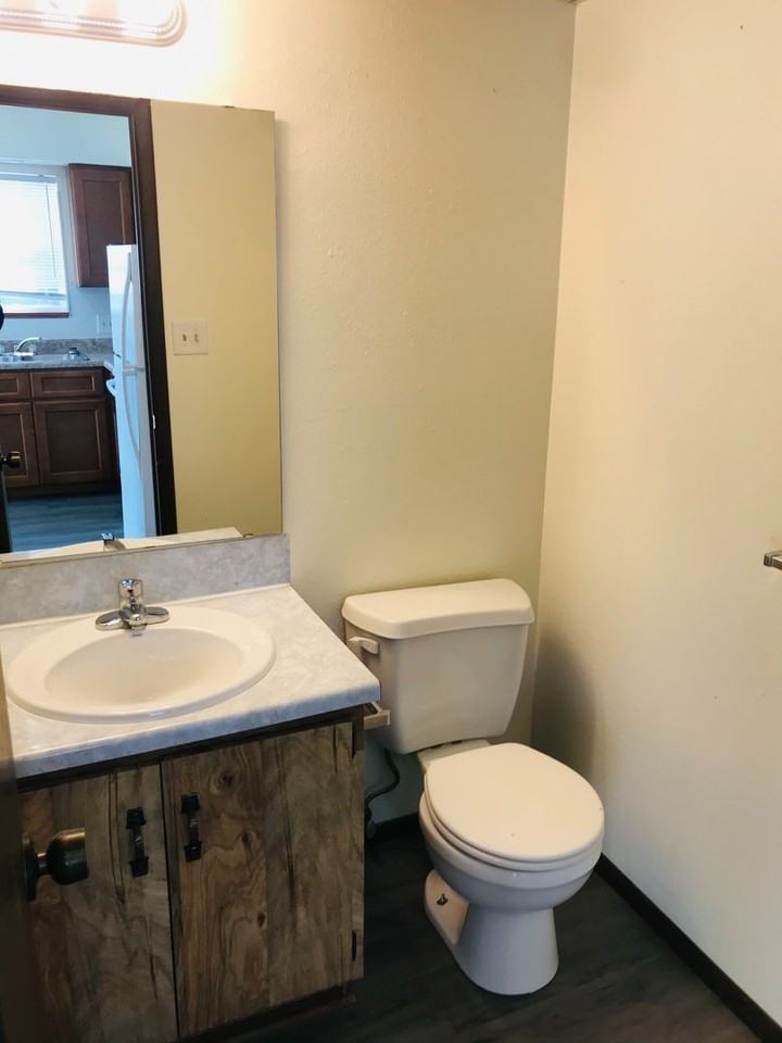 236 E Buena Vista St #B - Photo 7 of 16