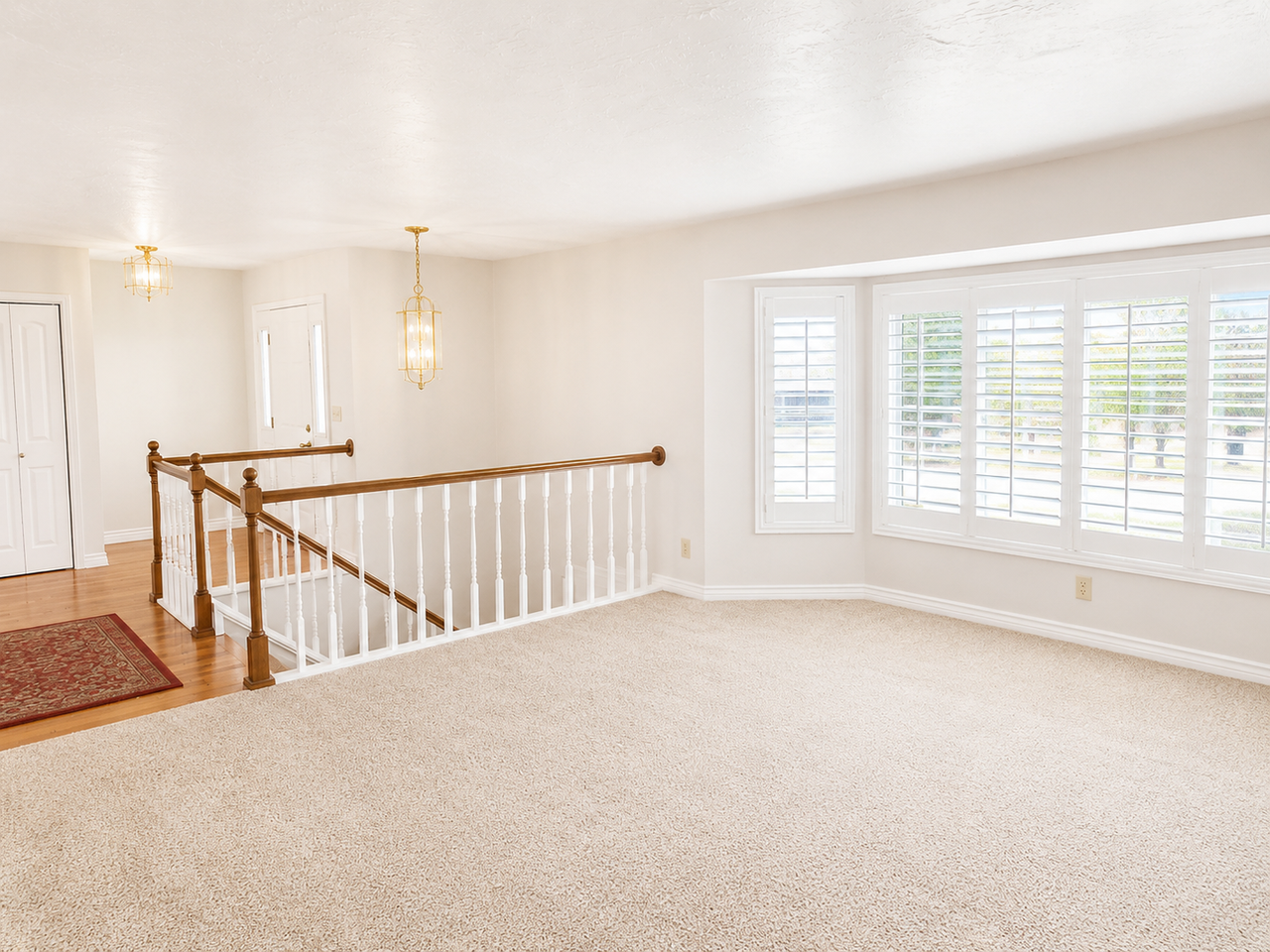 462 W 175 N - Photo 3 of 21