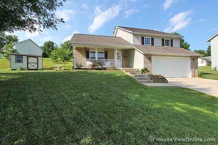 1936 Emily Ct - Photo 2 of 25
