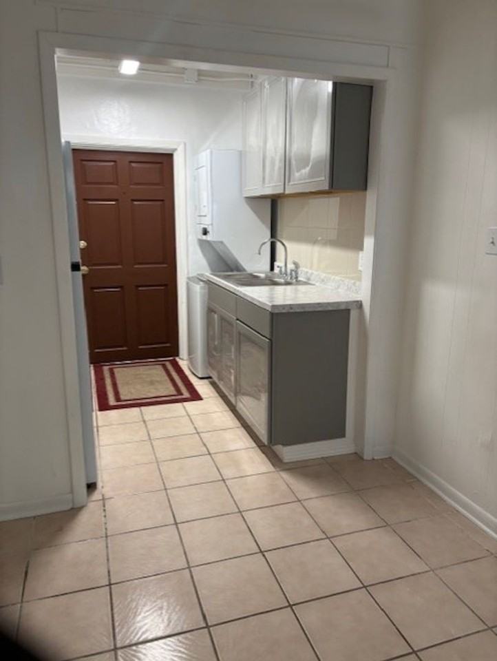 1406 Nylic St - Photo 6 of 11