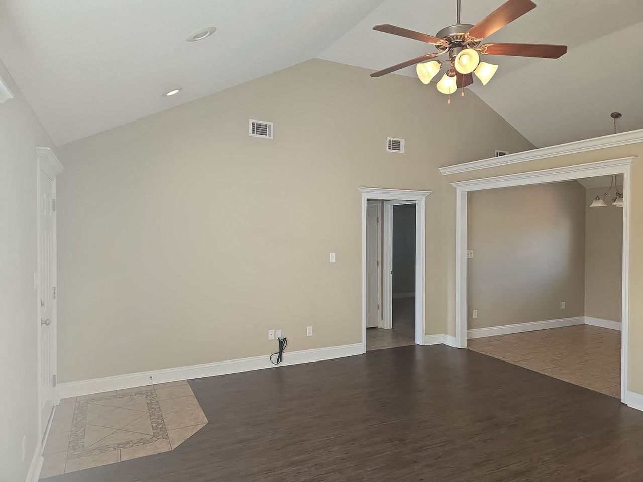 4916 Grant Dr - Photo 6 of 18
