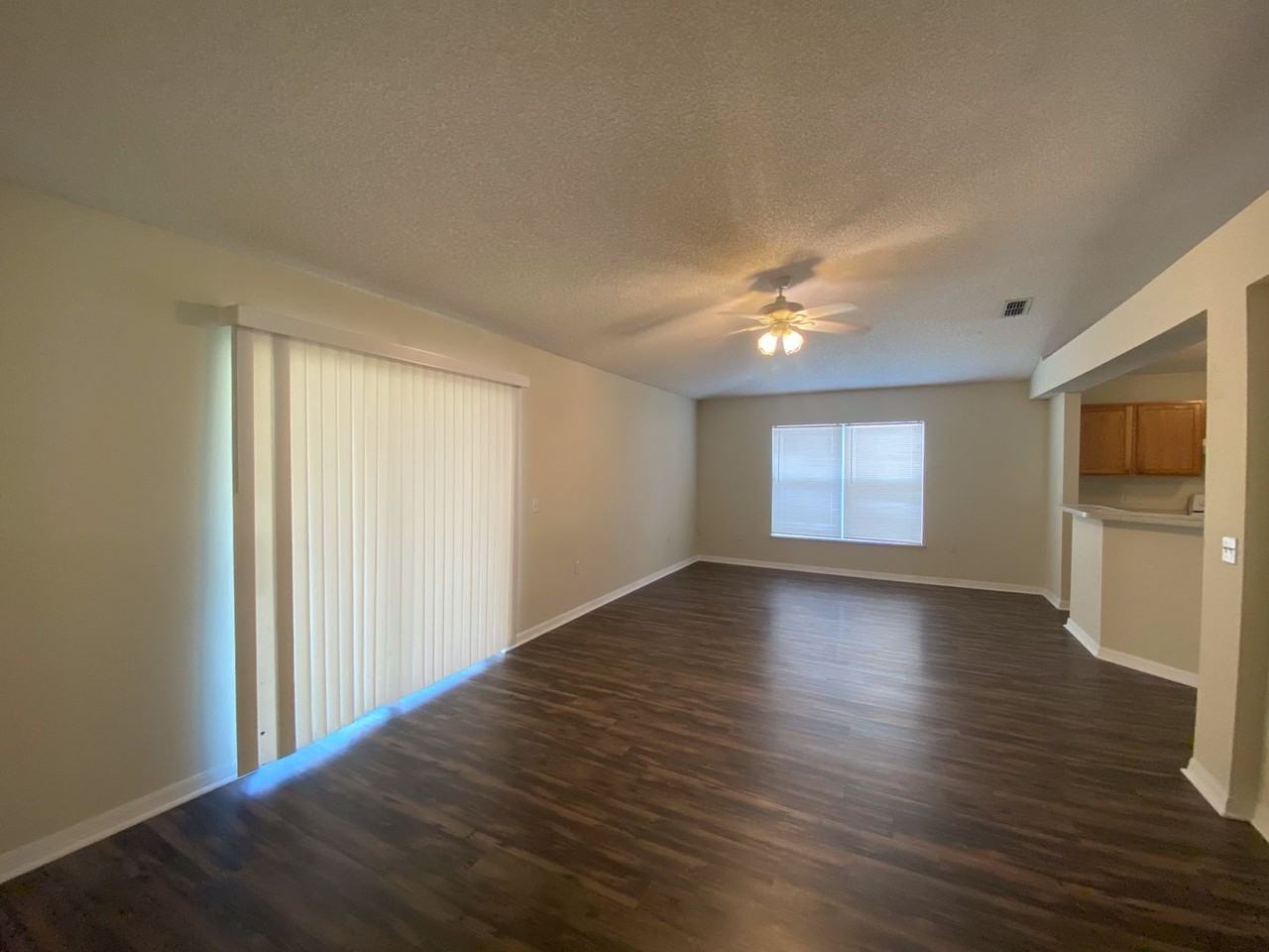 7327 High Bluff Rd N - Photo 5 of 10