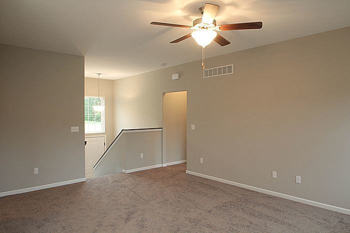 1029 Manitou Trl - Photo 4 of 16