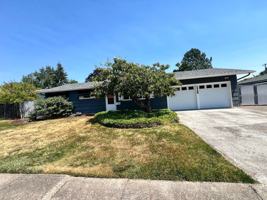featured image of 1745 Nw 17th St