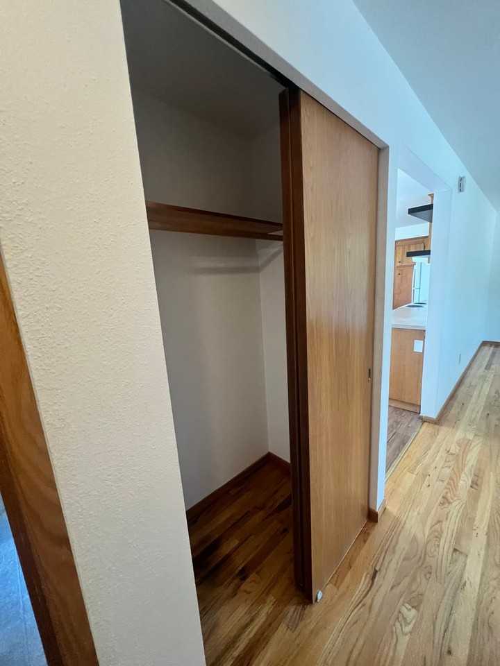 1745 Nw 17th St - Photo 7 of 21