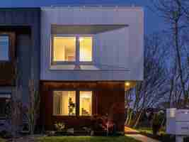featured image of 1610 6th Ave N