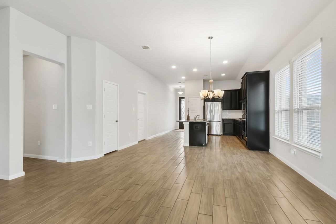 2033 Market Trl - Photo 5 of 26
