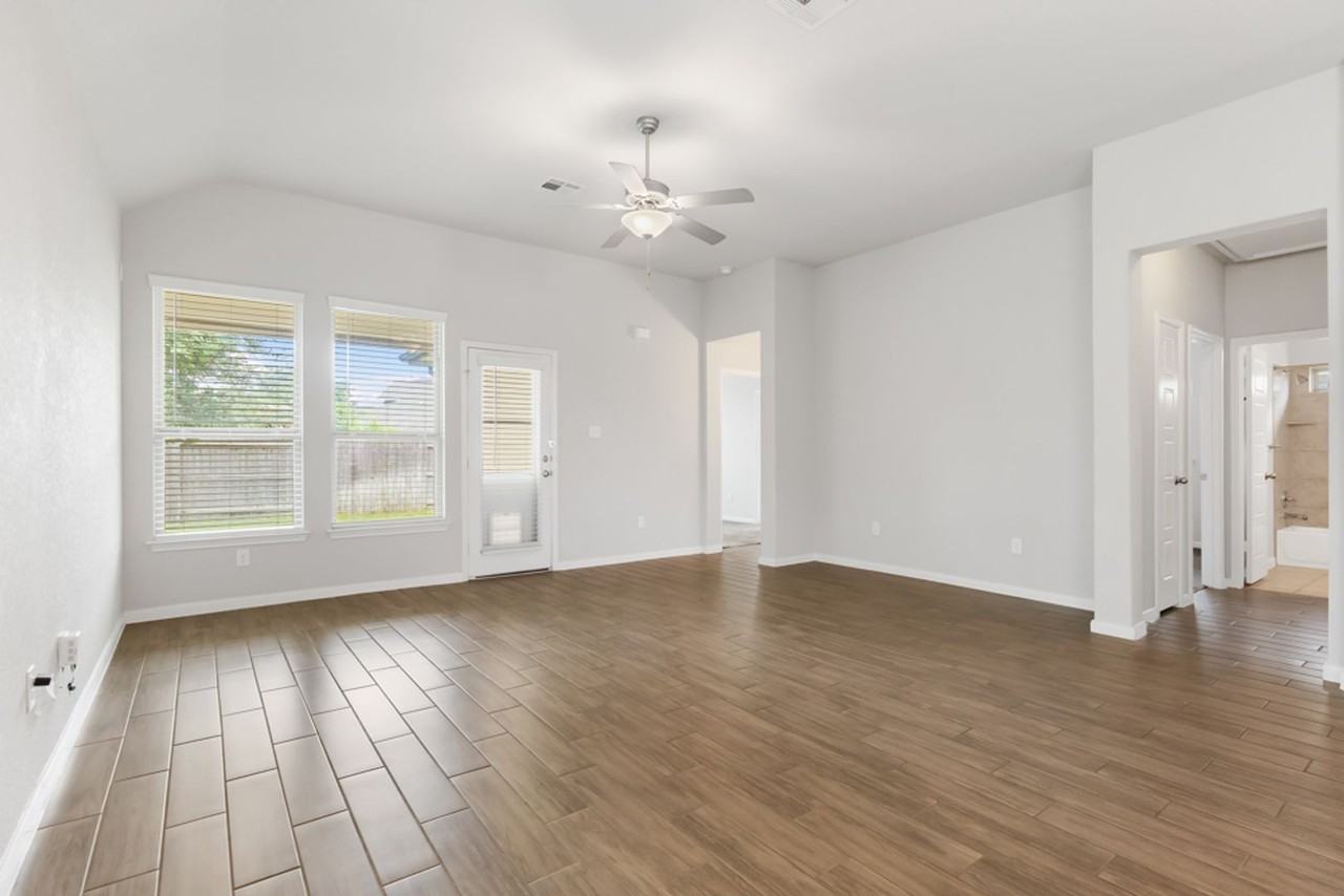 2033 Market Trl - Photo 7 of 26