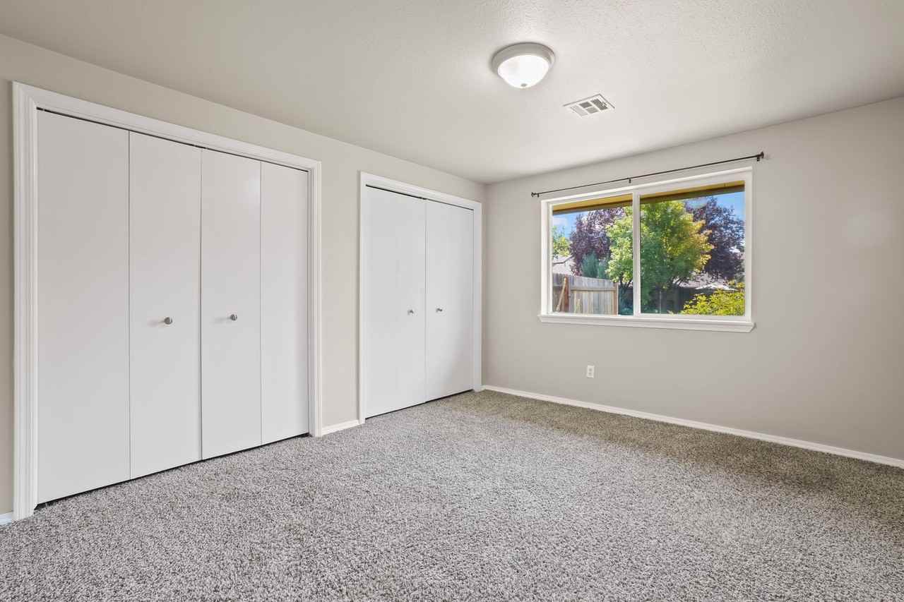 973 E Congress St #1 - Photo 7 of 19