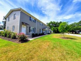 Woodlawn Court Apartments - Photo 1 of 1