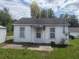 1421 W 16th St - Photo 1 of 1