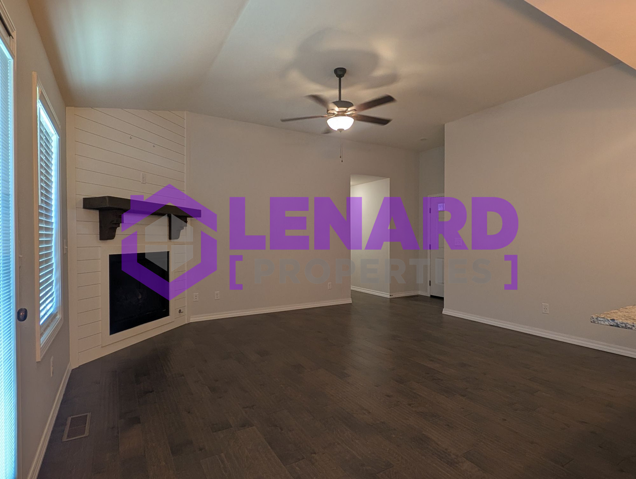 660 N Montego St - Photo 4 of 14
