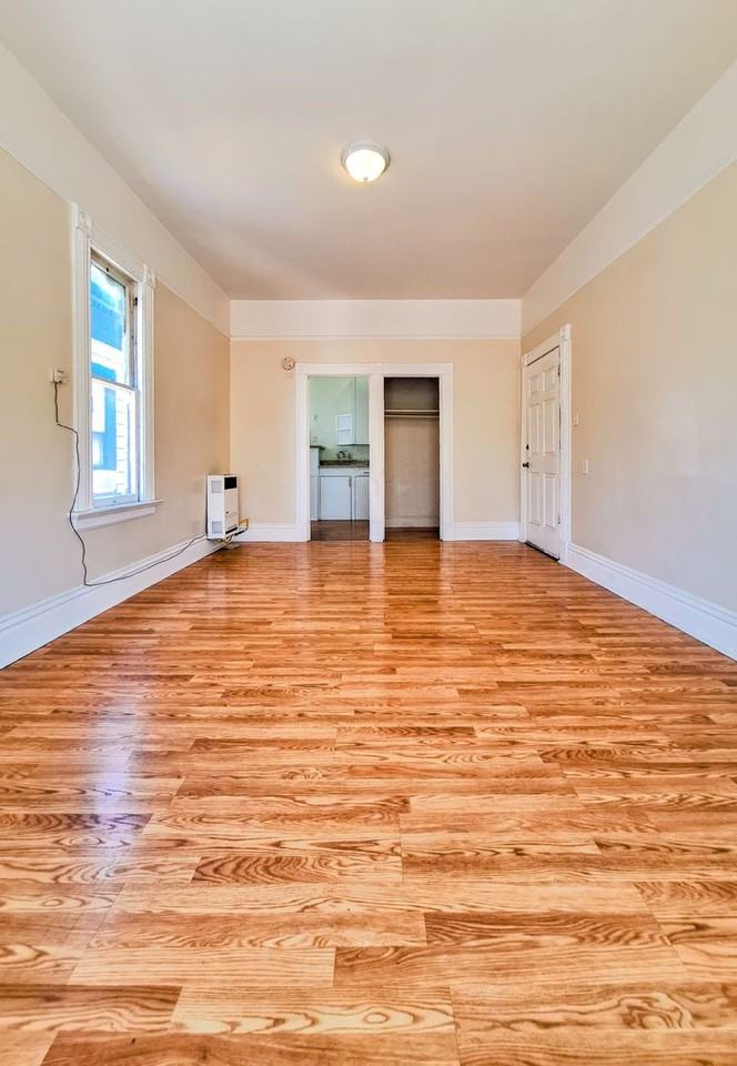 30 S 8th St #5 - Photo 5 of 16