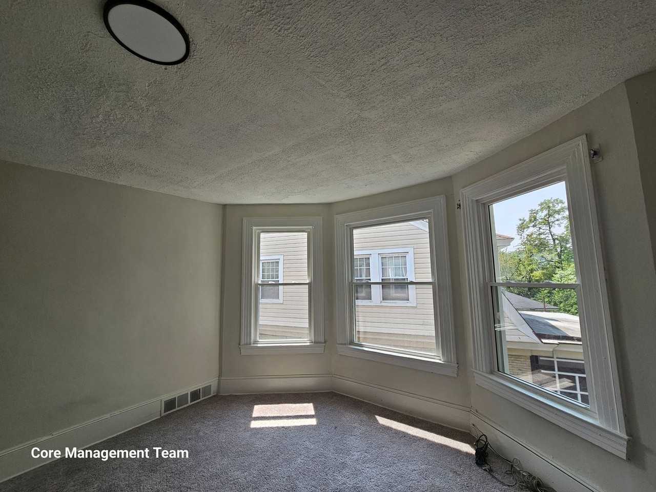 3165 Ashlyn St #2 - Photo 3 of 16