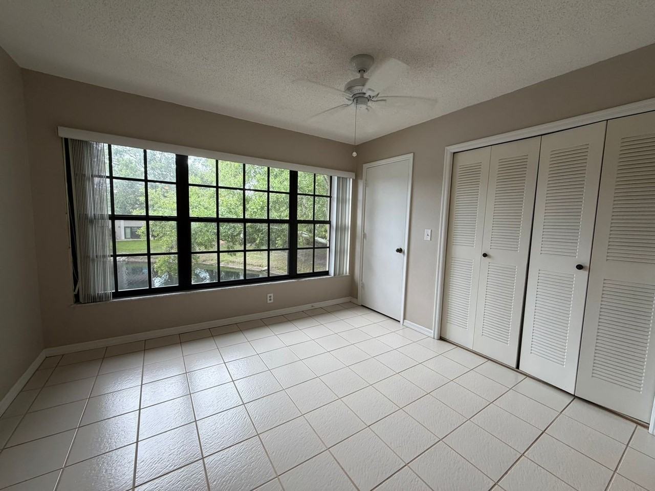 2150 Elm St - Photo 5 of 18