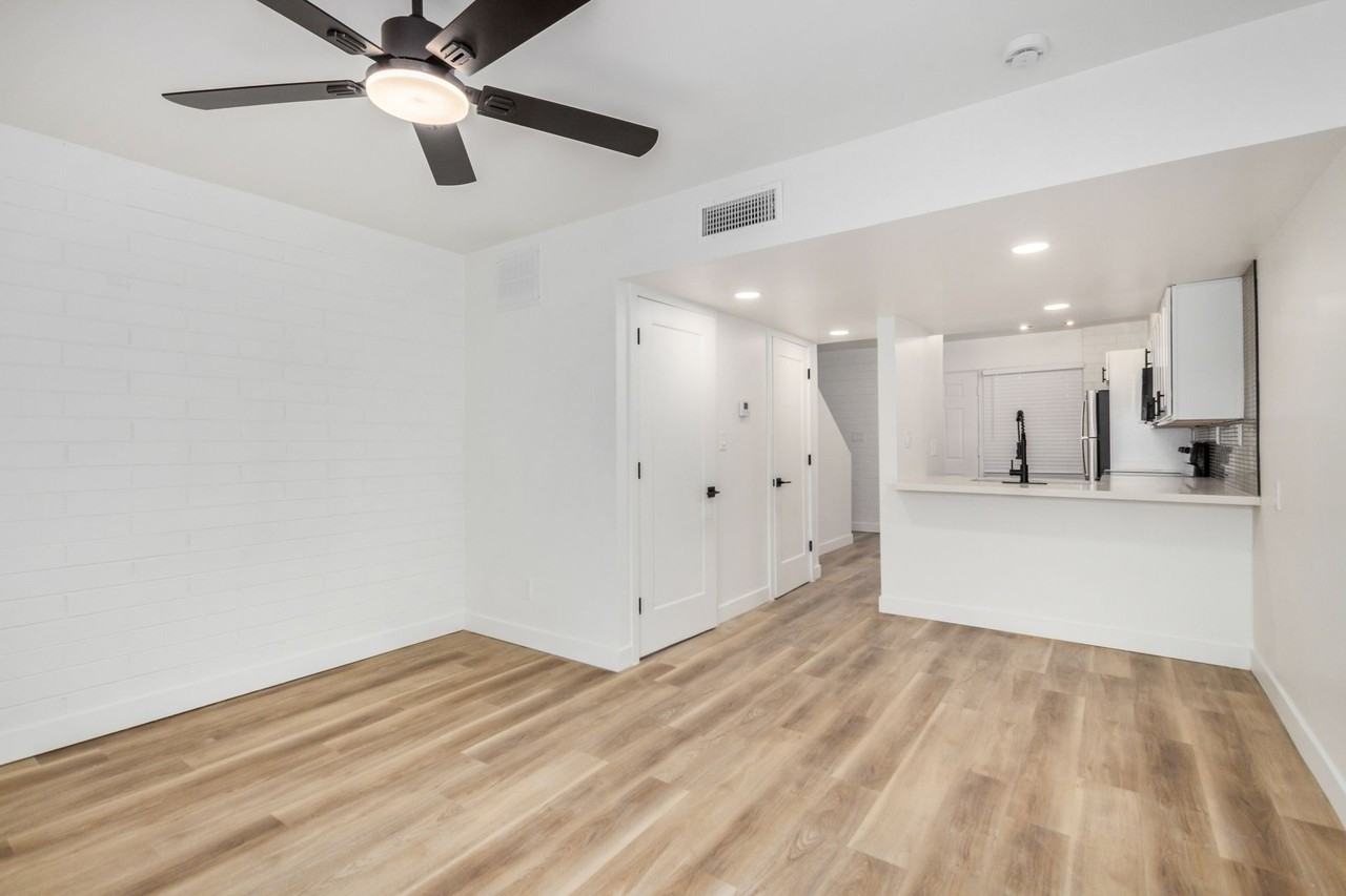Bella Villas in Scottsdale - Photo 3 of 28