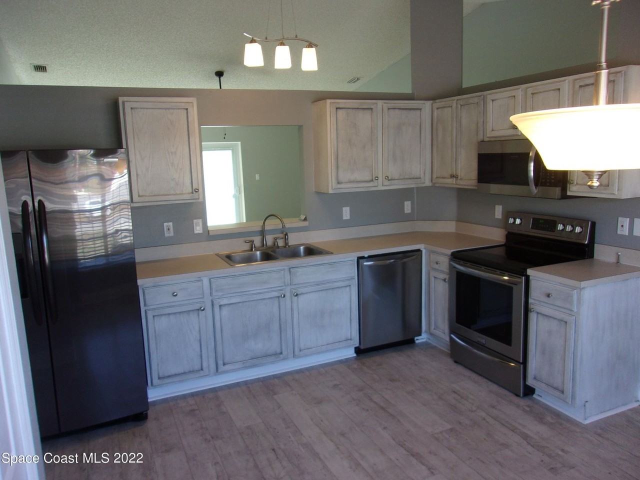 6895 Grissom Pkwy - Photo 5 of 35