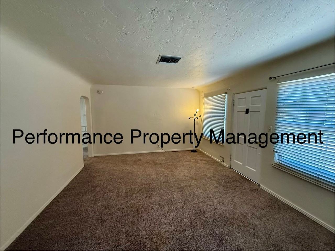 121 Bedford Way - Photo 2 of 14
