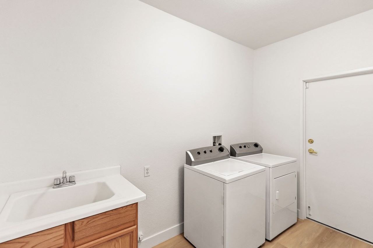 1134 Evening Ridge St - Photo 4 of 27