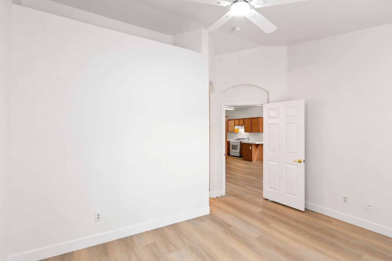 1134 Evening Ridge St - Photo 7 of 27