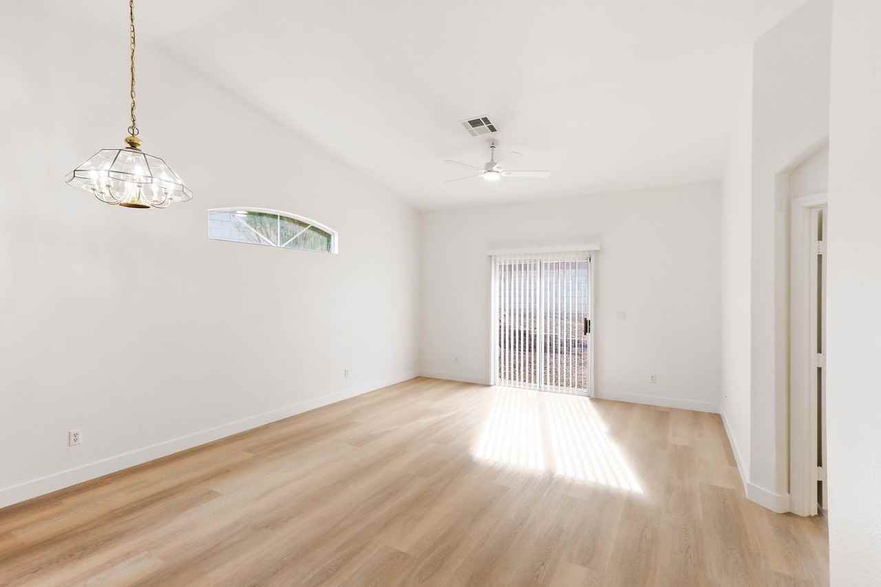 1134 Evening Ridge St - Photo 3 of 27