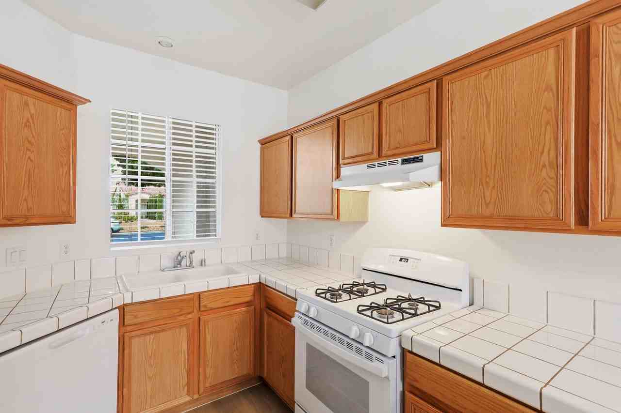 1134 Evening Ridge St - Photo 7 of 27