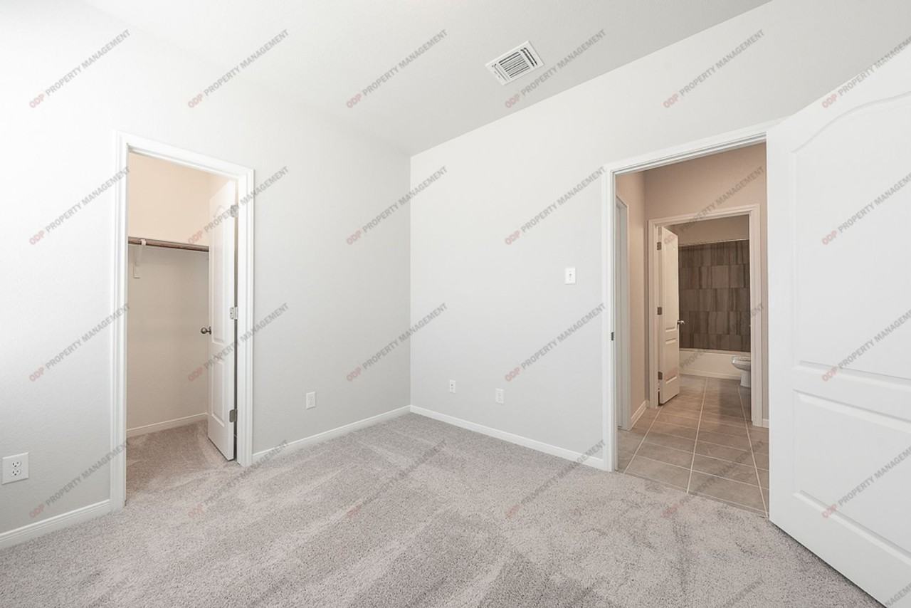 711 Friars Landing Dr - Photo 5 of 25